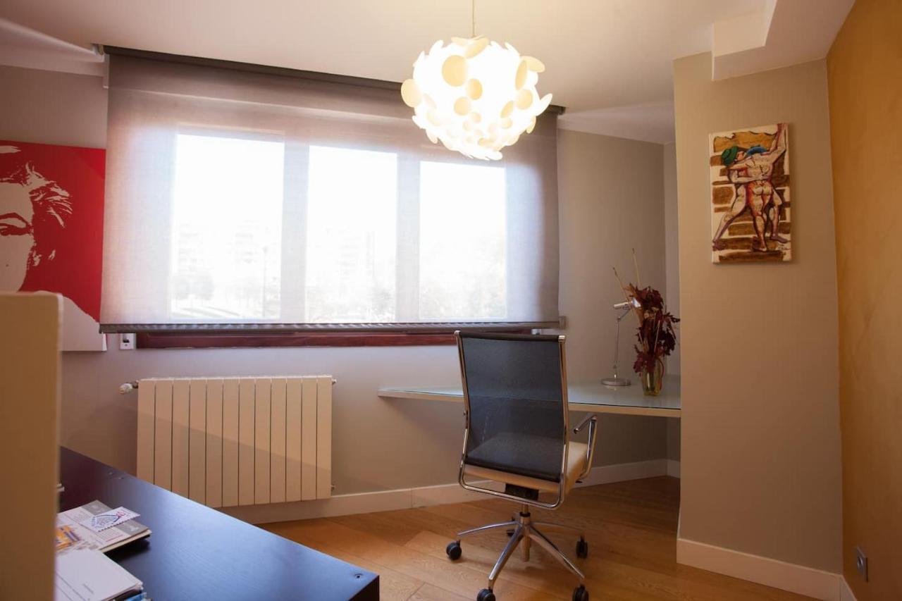 Piso Moderno, Centrico Y Con Garaje Gratis Apartment Bilbao Exterior foto