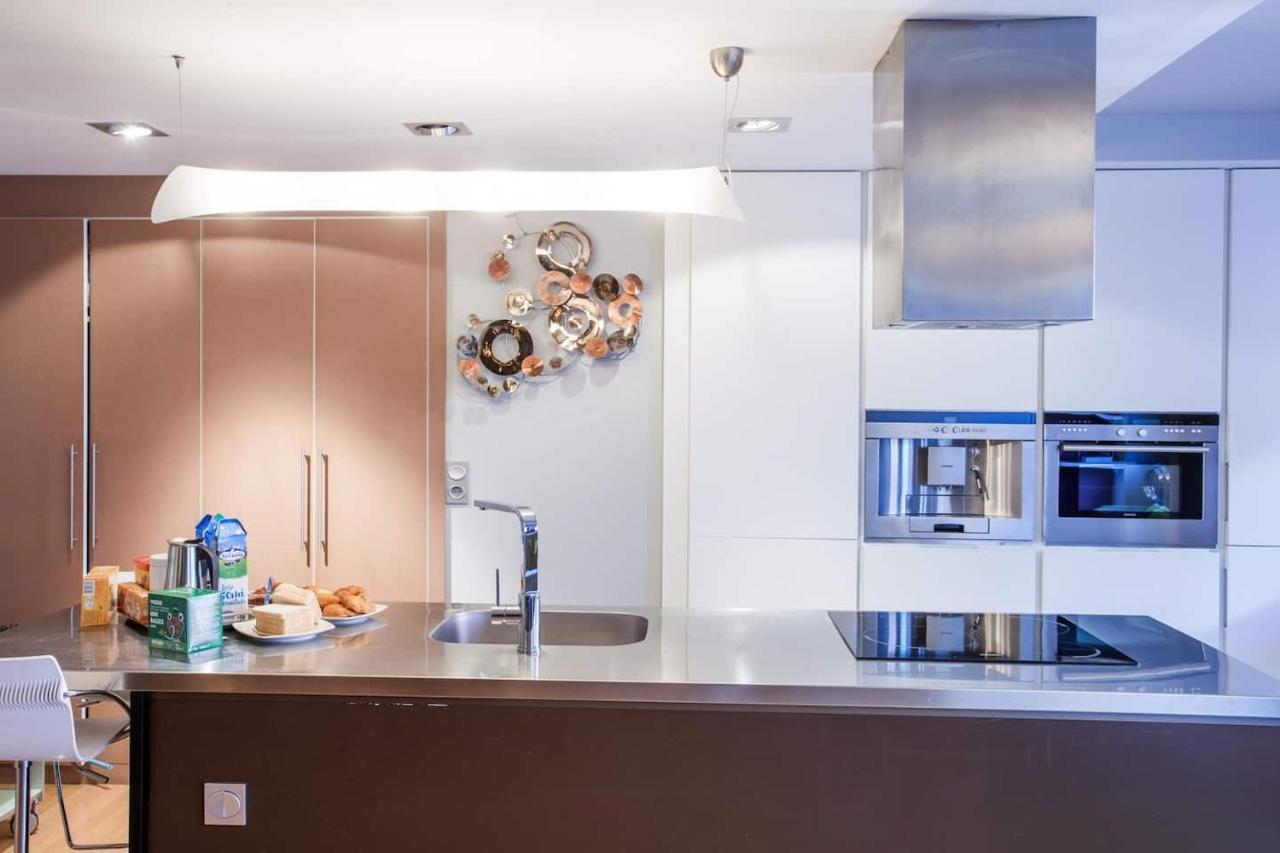 Piso Moderno, Centrico Y Con Garaje Gratis Apartment Bilbao Exterior foto