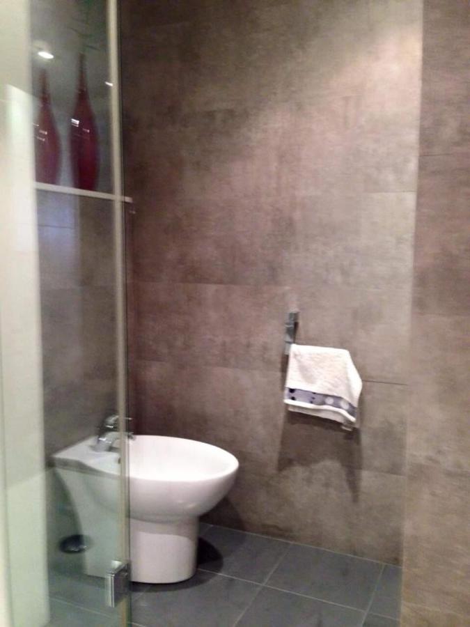 Piso Moderno, Centrico Y Con Garaje Gratis Apartment Bilbao Exterior foto