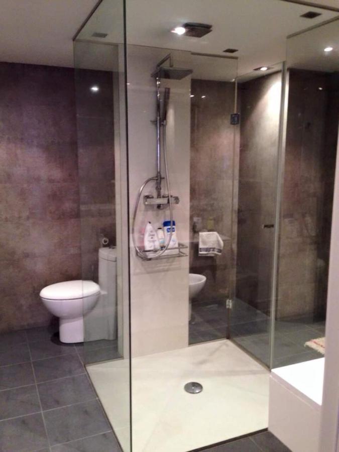 Piso Moderno, Centrico Y Con Garaje Gratis Apartment Bilbao Exterior foto