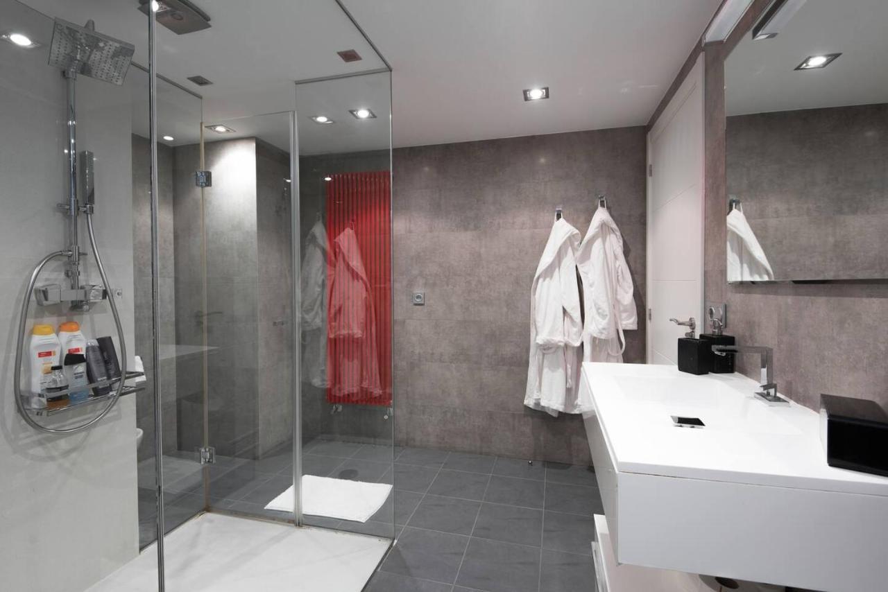 Piso Moderno, Centrico Y Con Garaje Gratis Apartment Bilbao Exterior foto